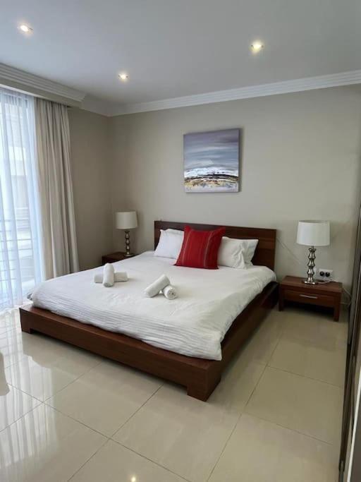Spectacular 3br In