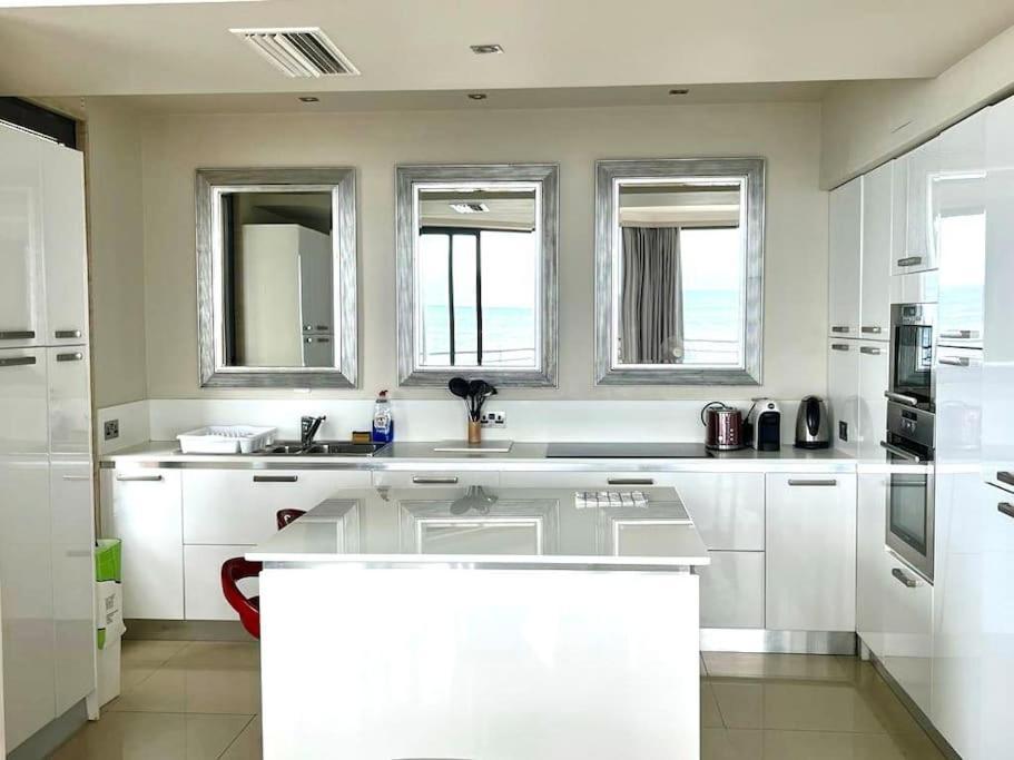 Apartment Spectacular 3br In Sliema